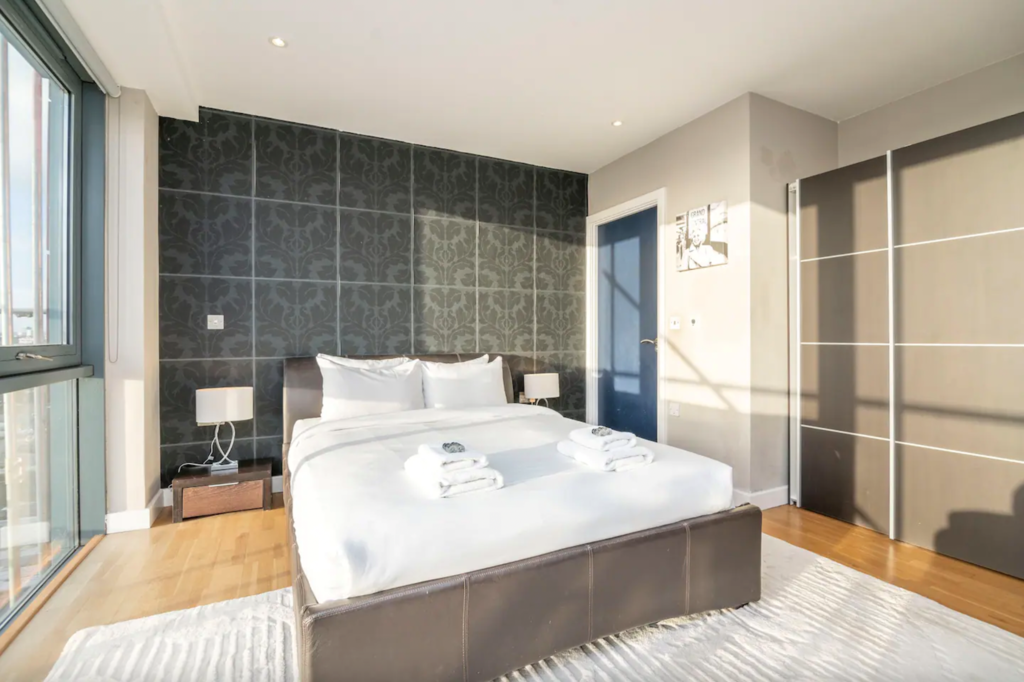 Master bedroom 1 png