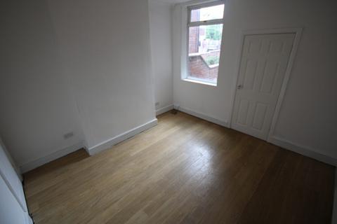 2 bedroom terraced house to rent, Furnival Road, Balby, Doncaster, DN4 0PH