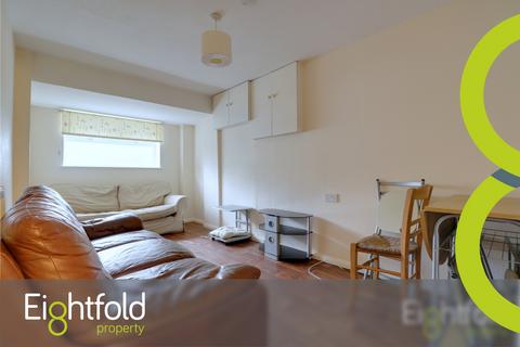 4 bedroom terraced house to rent, Franklin Road, Brighton