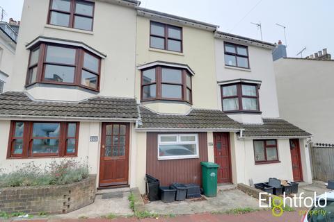 4 bedroom terraced house to rent, Franklin Road, Brighton