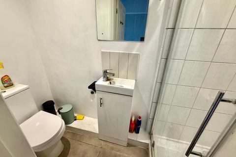 undefined, Hampden Road, Turnpike Lane