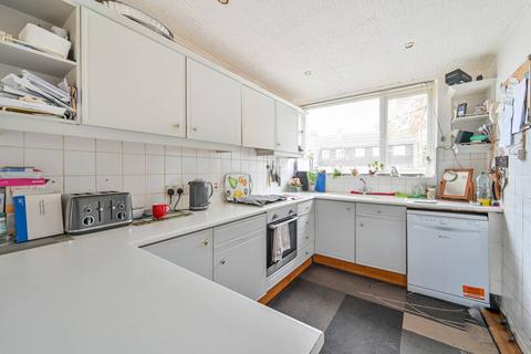 3 bedroom semi-detached house for sale - Great Goodwin Drive, Merrow, Guildford, GU1