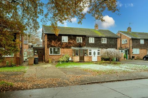 3 bedroom semi-detached house for sale - Great Goodwin Drive, Merrow, Guildford, GU1