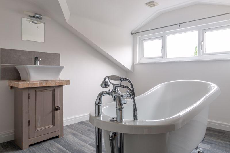 Ensuite bathroom