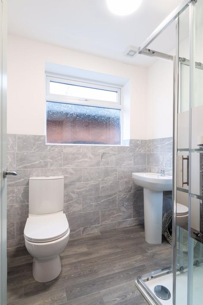 Ground floor shower