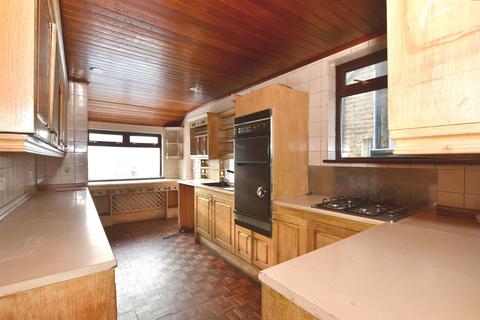 137 Woodford Avenue, Ilford, IG2 6UY