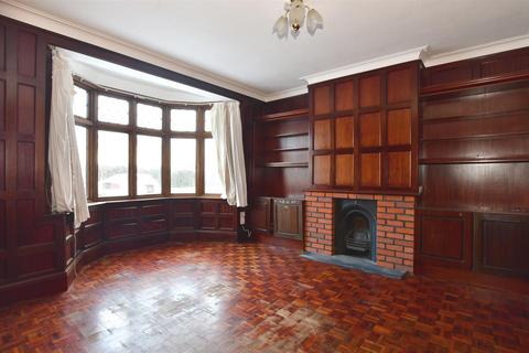 137 Woodford Avenue, Ilford, IG2 6UY