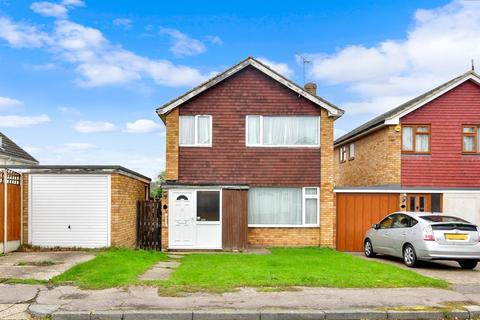 3 bedroom detached house for sale - Highcliffe Way, Wickford, Essex