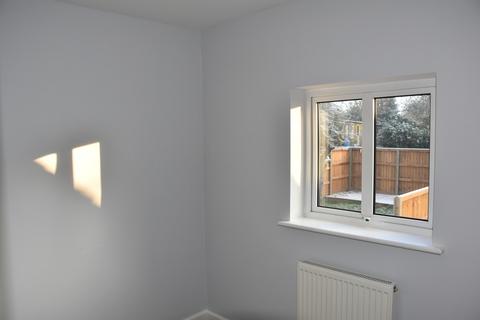 2 bedroom semi-detached house to rent, Hollow Road, Bury St. Edmunds