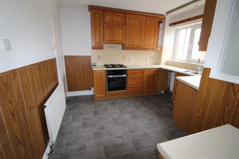3 bedroom terraced house to rent, Vine Close , Exeter