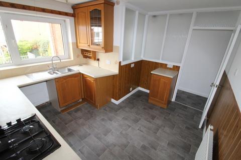 3 bedroom terraced house to rent, Vine Close , Exeter