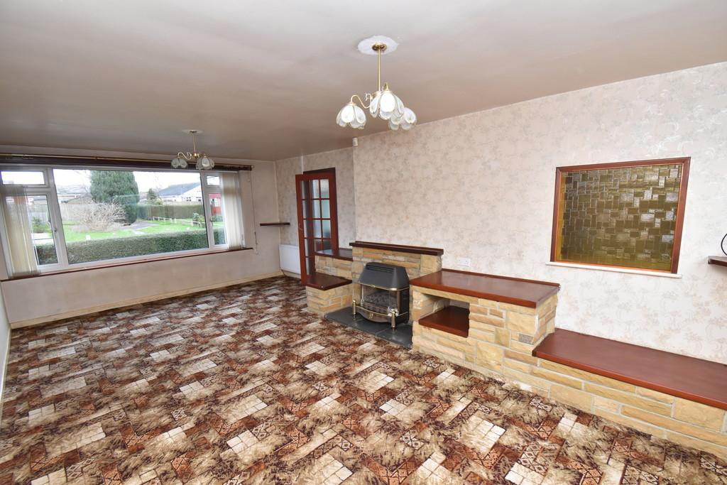 Oak Grove, Northallerton 3 bed end of terrace house £175,000