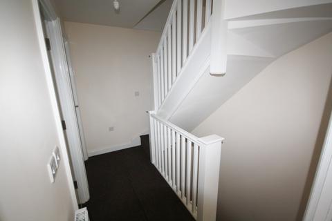 4 bedroom townhouse to rent, Blue Fox Close, West End, Leicester, LE3