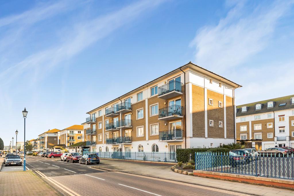Collingwood Court, Brighton Marina Village, Brighton 2 bed apartment