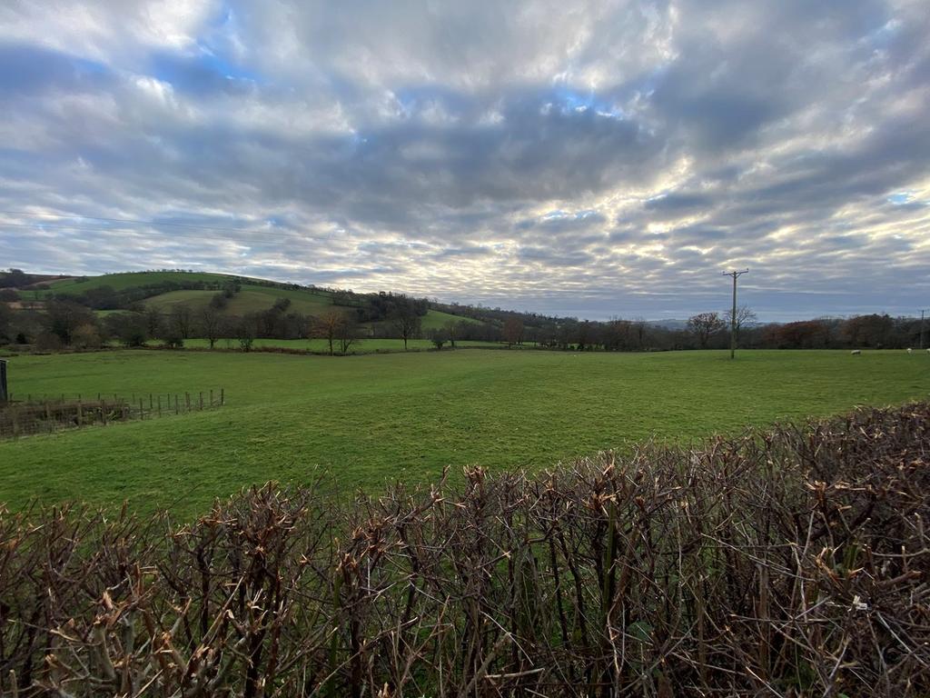 Ffarmers, Llanwrda, SA19 Farm land - £75,000