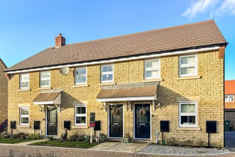 2 bedroom terraced house for sale - Englefield Close, Stanford in the Vale, Oxfordshire, SN7