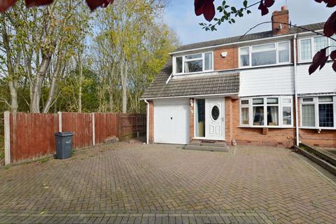 3 bedroom semi-detached house to rent - Himley Close, Birmingham