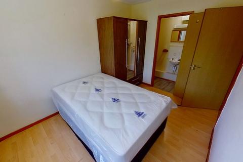 undefined, Hollow Close, Guildford, GU2 7JJ