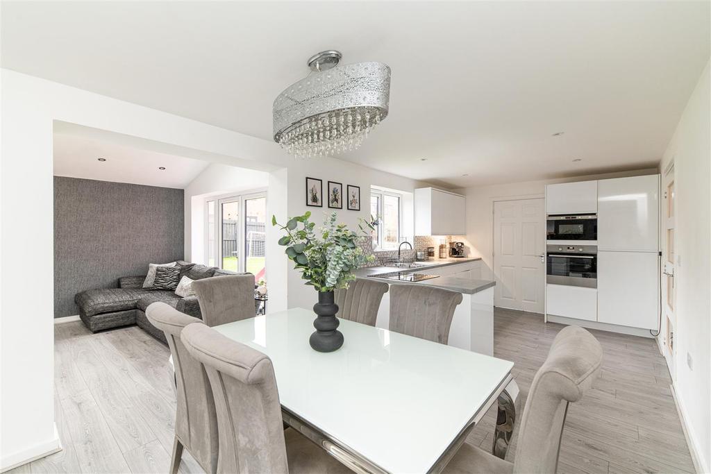 Roseden Way, Great Park, Newcastle Upon Tyne 5 bed detached house for