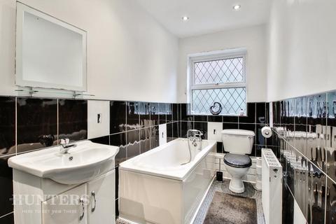 71 Boarshaw Road, Middleton, Manchester, M24 6BR