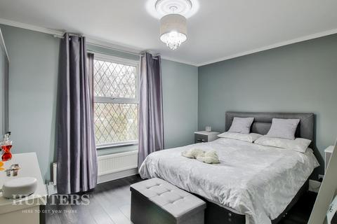 71 Boarshaw Road, Middleton, Manchester, M24 6BR