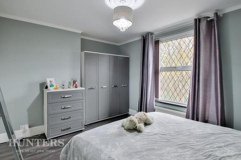 71 Boarshaw Road, Middleton, Manchester, M24 6BR