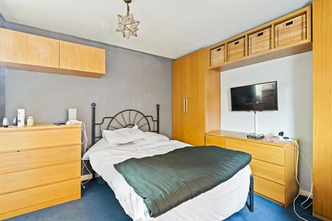 1 bedroom flat for sale, Woodbridge Road, Guildford
