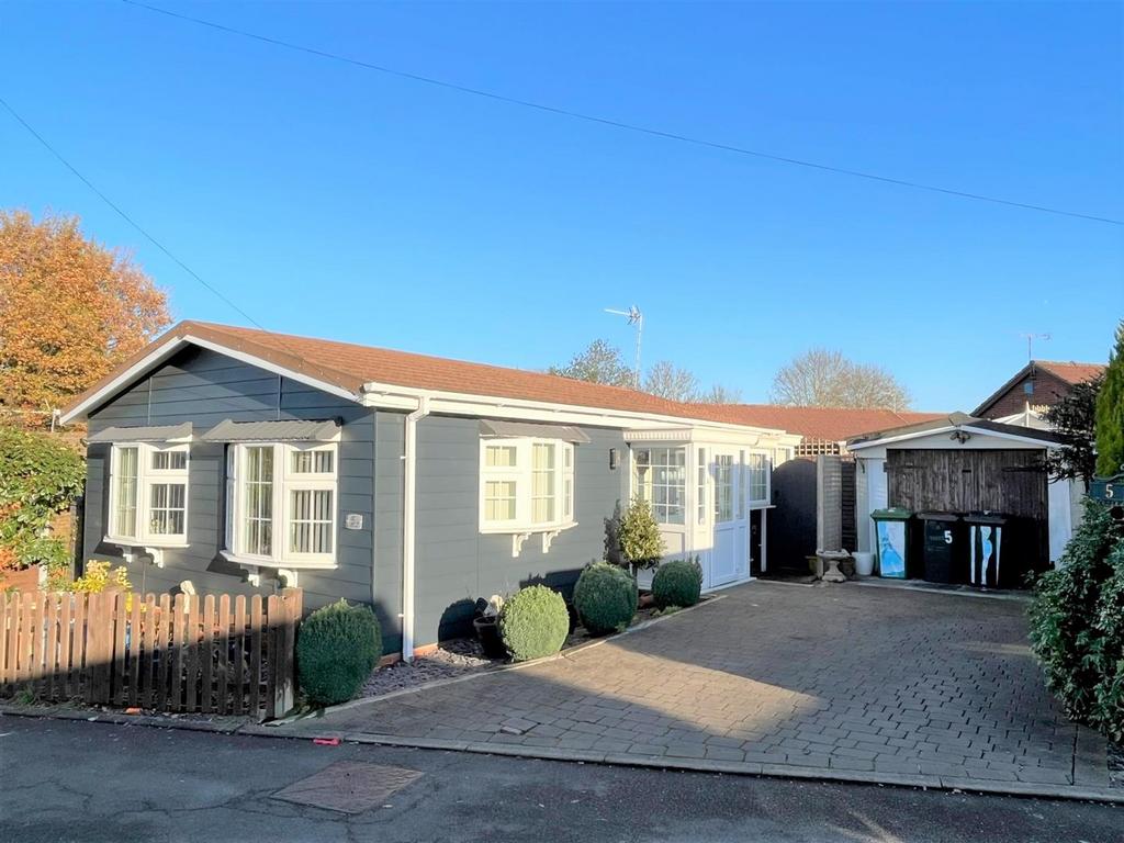 High View Drive, Ash Green, Coventry 1 bed park home £123,000