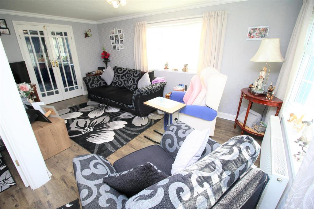 High View Drive, Ash Green, Coventry 1 bed park home £123,000