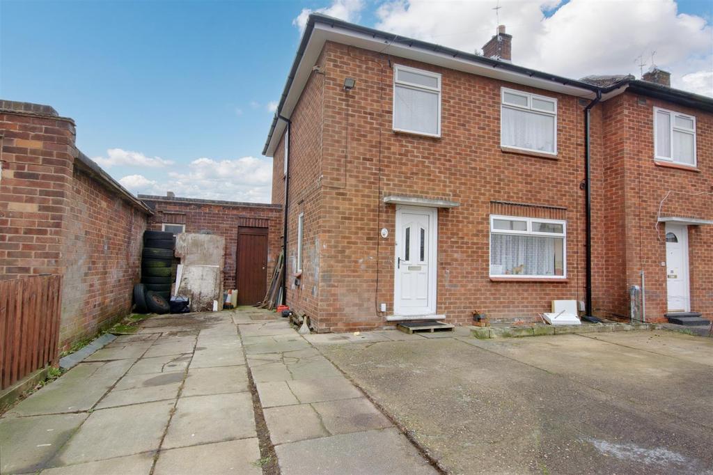 Laurel Crescent, Long Eaton 3 bed end of terrace house for sale £199,950