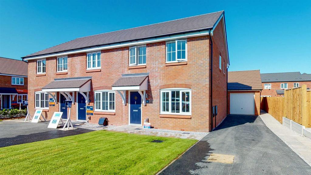 Rumsey Close, Copthorne Keep, Shrewsbury 3 bed end of terrace house £
