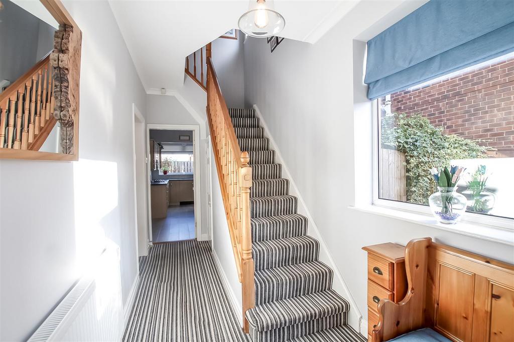Marina Road, Darlington 3 bed semidetached house £155,000