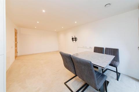 2 bedroom apartment for sale, Studio Way, Borehamwood