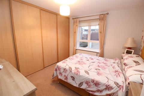 2 bedroom apartment for sale - Newington Drive, North Shields
