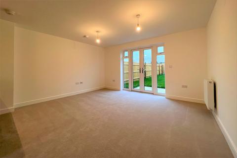 2 bedroom semi-detached house for sale - Welmore Grove, Green Lane Meadows, Farnham