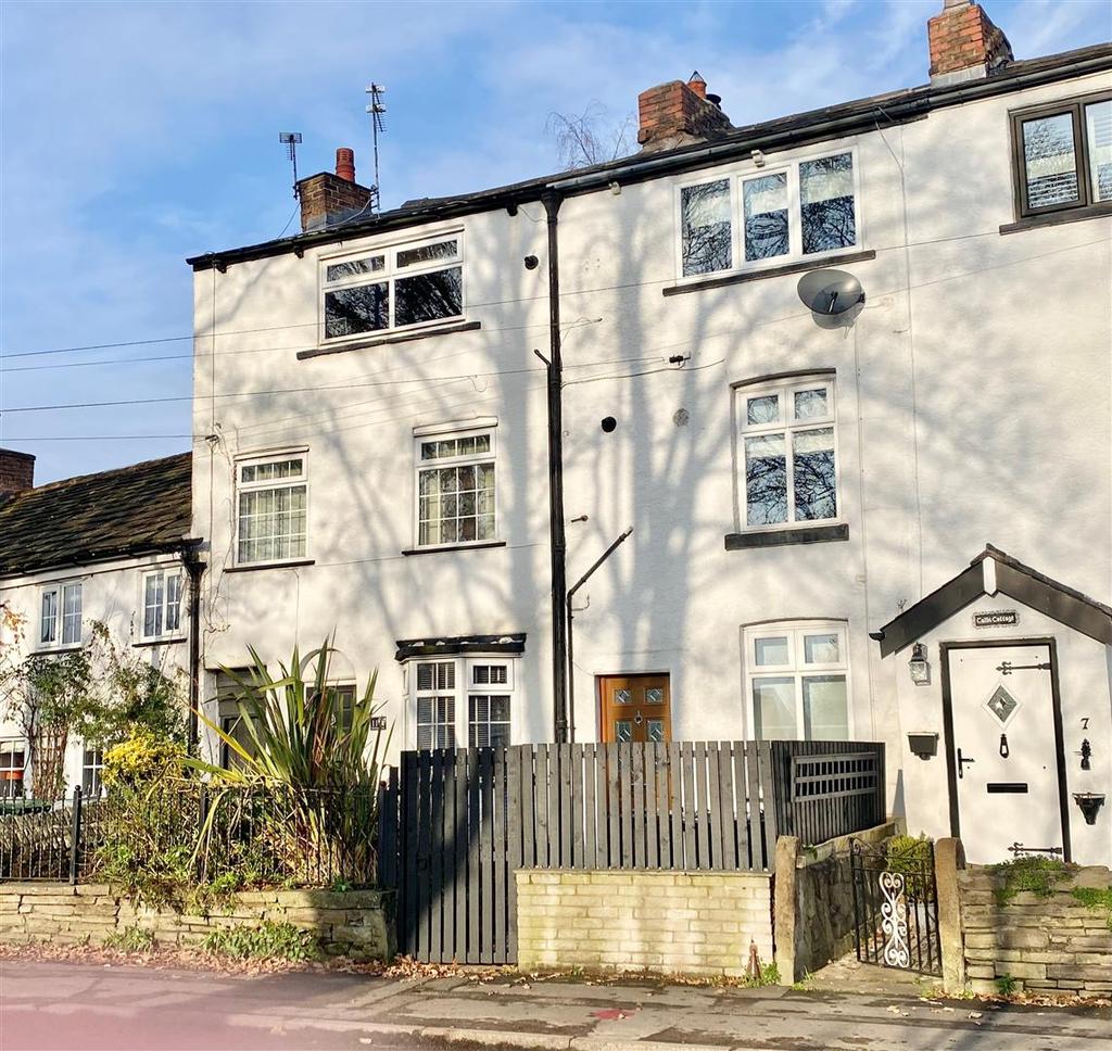 Broken Cross, Macclesfield 2 bed terraced house £215,000