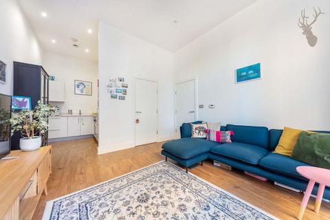 Flat 1, Cyan Apartments, 2 Gunmakers Lane, London, E3 5GU