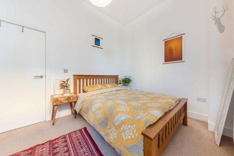 Flat 1, Cyan Apartments, 2 Gunmakers Lane, London, E3 5GU