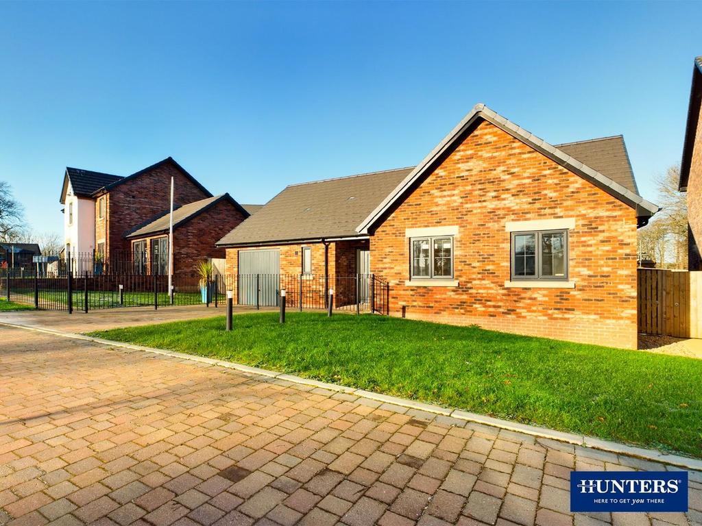 Rheda Park, Frizington 3 bed detached bungalow for sale £325,000