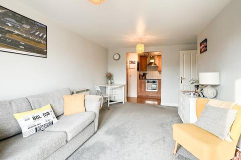 Flat 42, Squires Court Bedminster Parade, Bristol, BS3 4BX