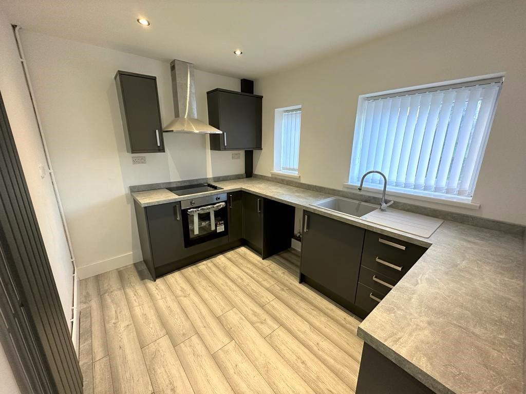 Powys Avenue, Townhill, Swansea 3 bed end of terrace house £140,000