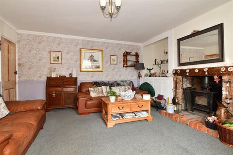 3 bedroom terraced house for sale, South Street, Lydd, Kent