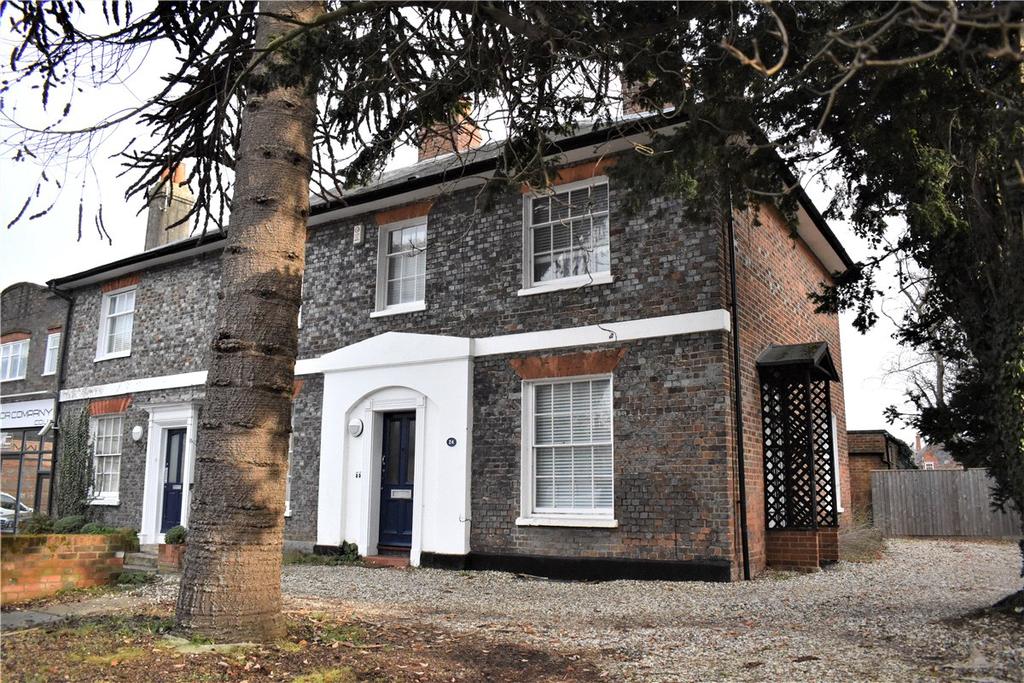 Newtown Road, Newbury, Berkshire, RG14 1 bed apartment £875 pcm (£202 pw)