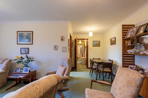 38 Knockard Avenue, Pitlochry, PH16 5JE