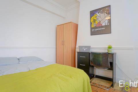 undefined, Elm Grove, Brighton