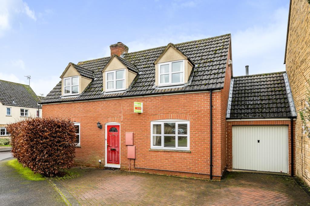 Perrinsfield, Lechlade, GL7 3 bed detached house £1,600 pcm (£369 pw)
