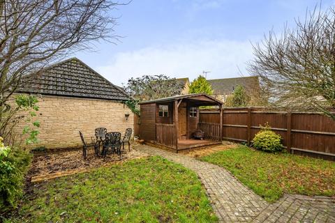 3 bedroom detached house to rent, Perrinsfield,  Lechlade,  GL7