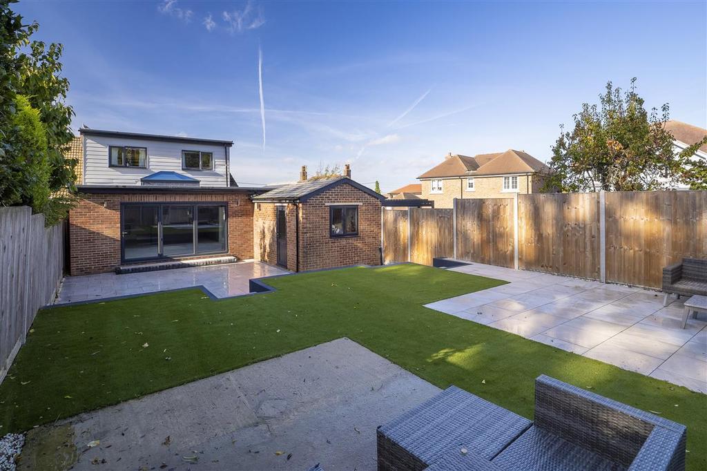 Fairview, Staple Street, Dunkirk 4 bed semidetached house £500,000