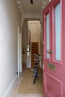 36 Colvestone Crescent, London, E8 2LH