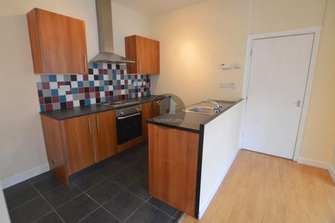 2 bedroom flat to rent, Laurel Street, Wallsend NE28